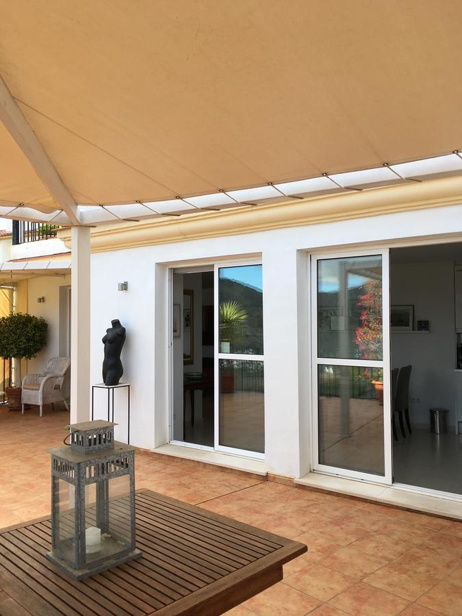 Penthouse Alora Lägenhet Exteriör bild